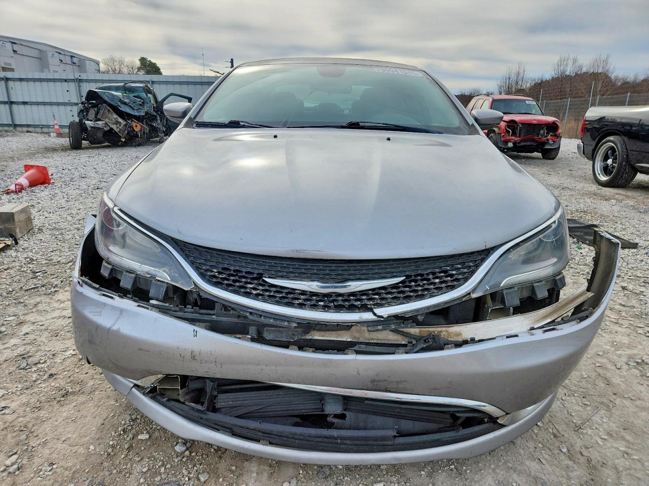 2015 CHRYSLER 200 LIMITED photo 9