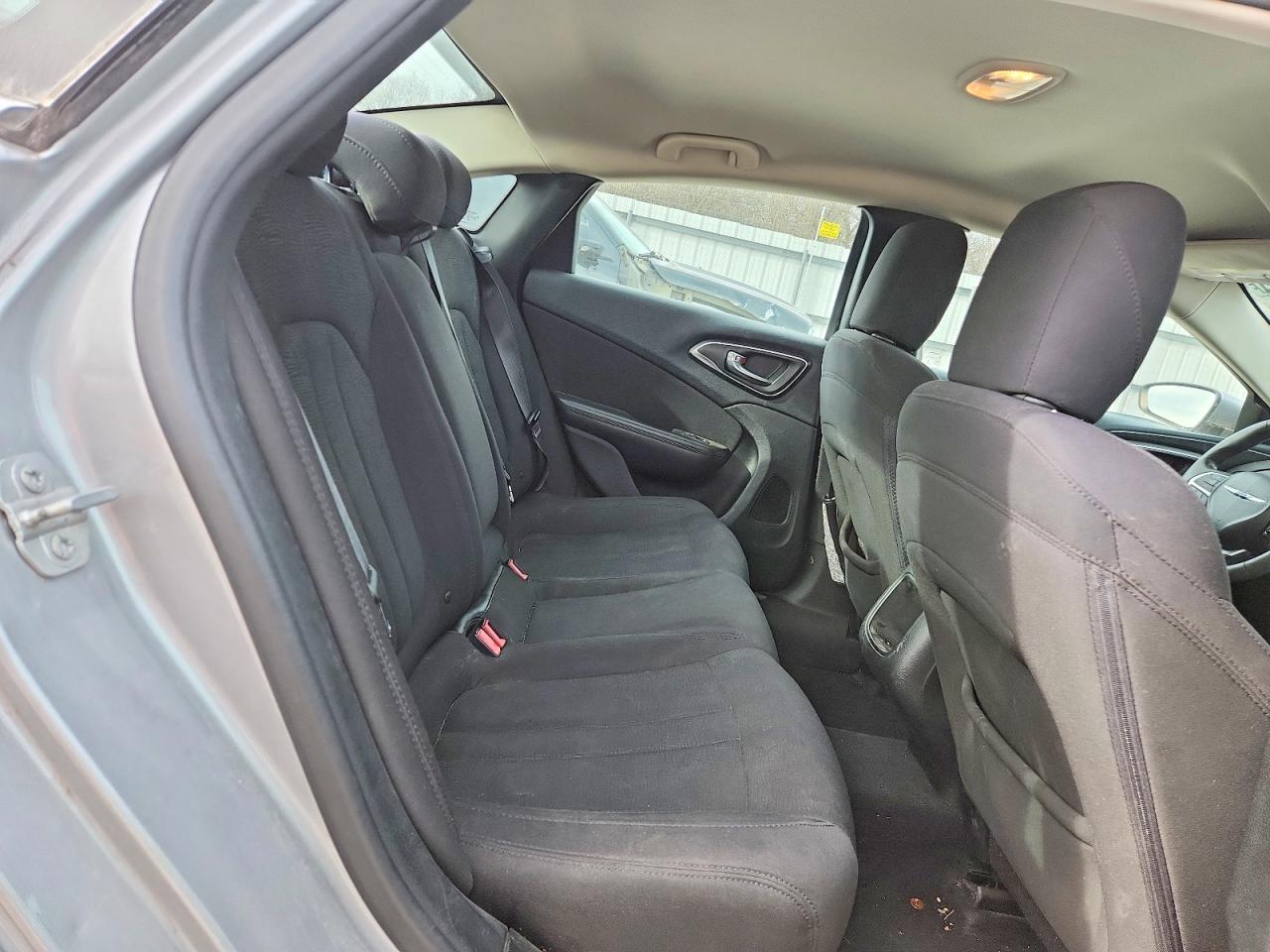 2015 CHRYSLER 200 LIMITED photo 19