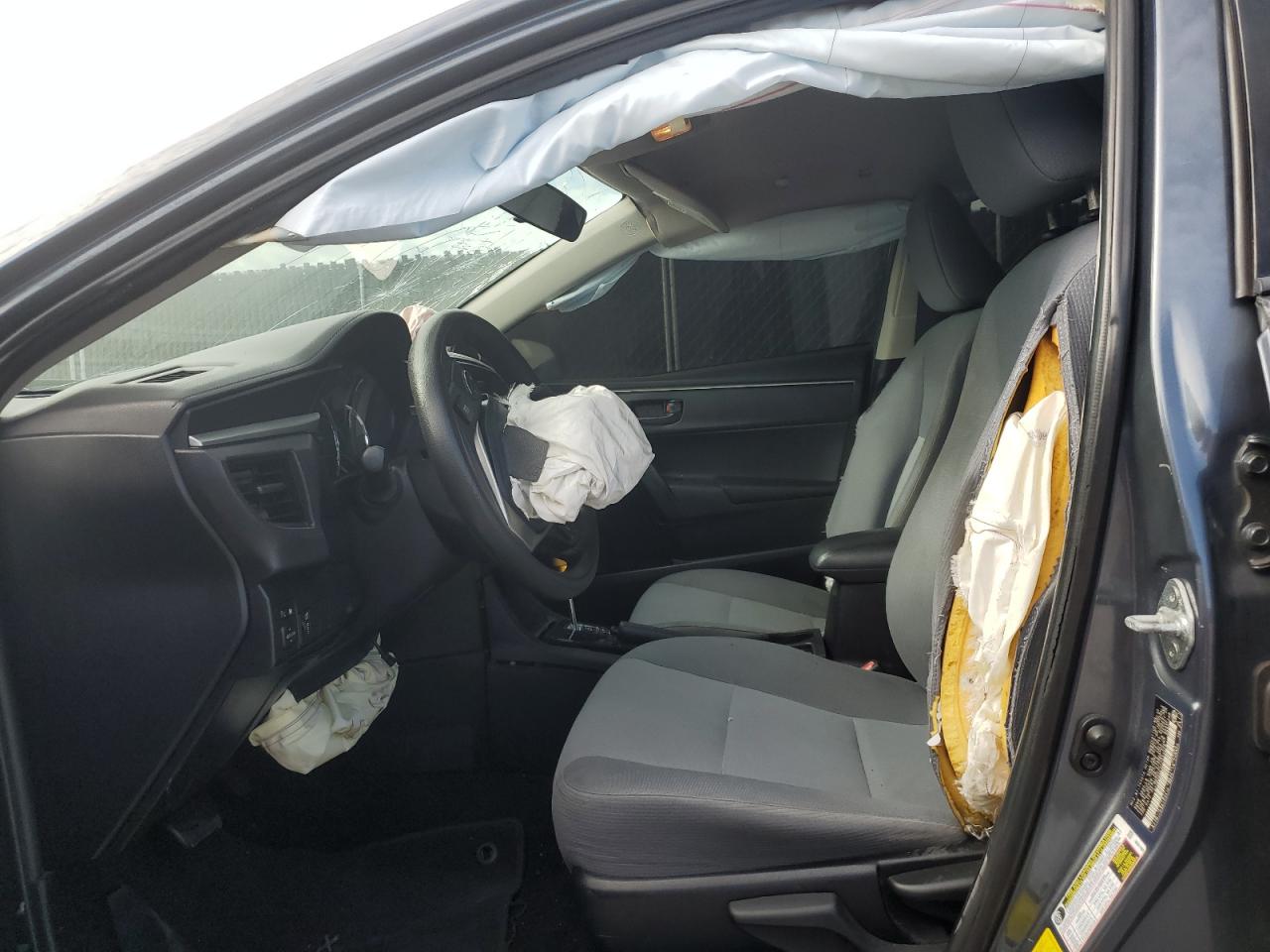 2014 TOYOTA COROLLA L photo 7