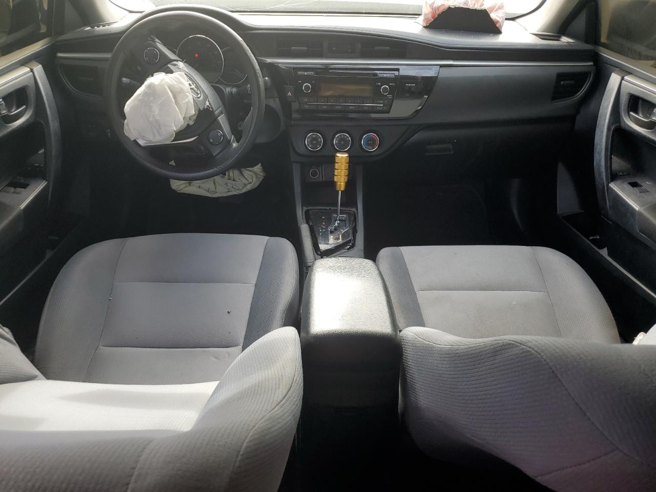 2014 TOYOTA COROLLA L photo 8