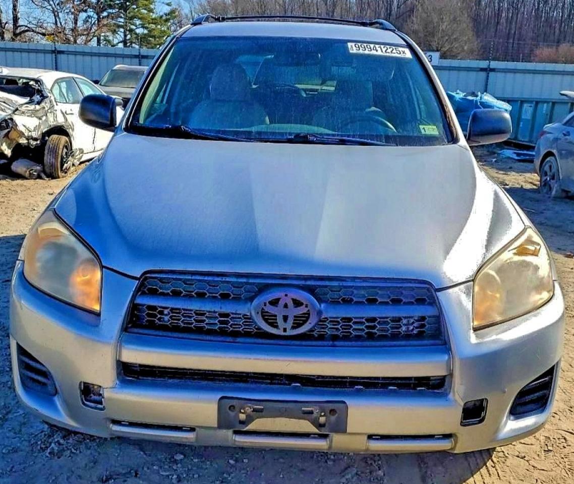 2009 TOYOTA RAV4 photo 9