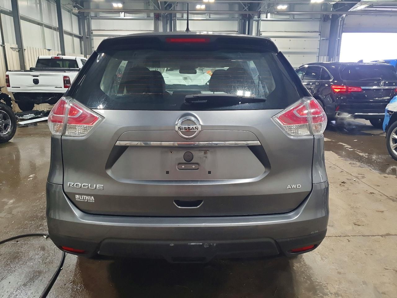 2016 NISSAN ROGUE S photo 6