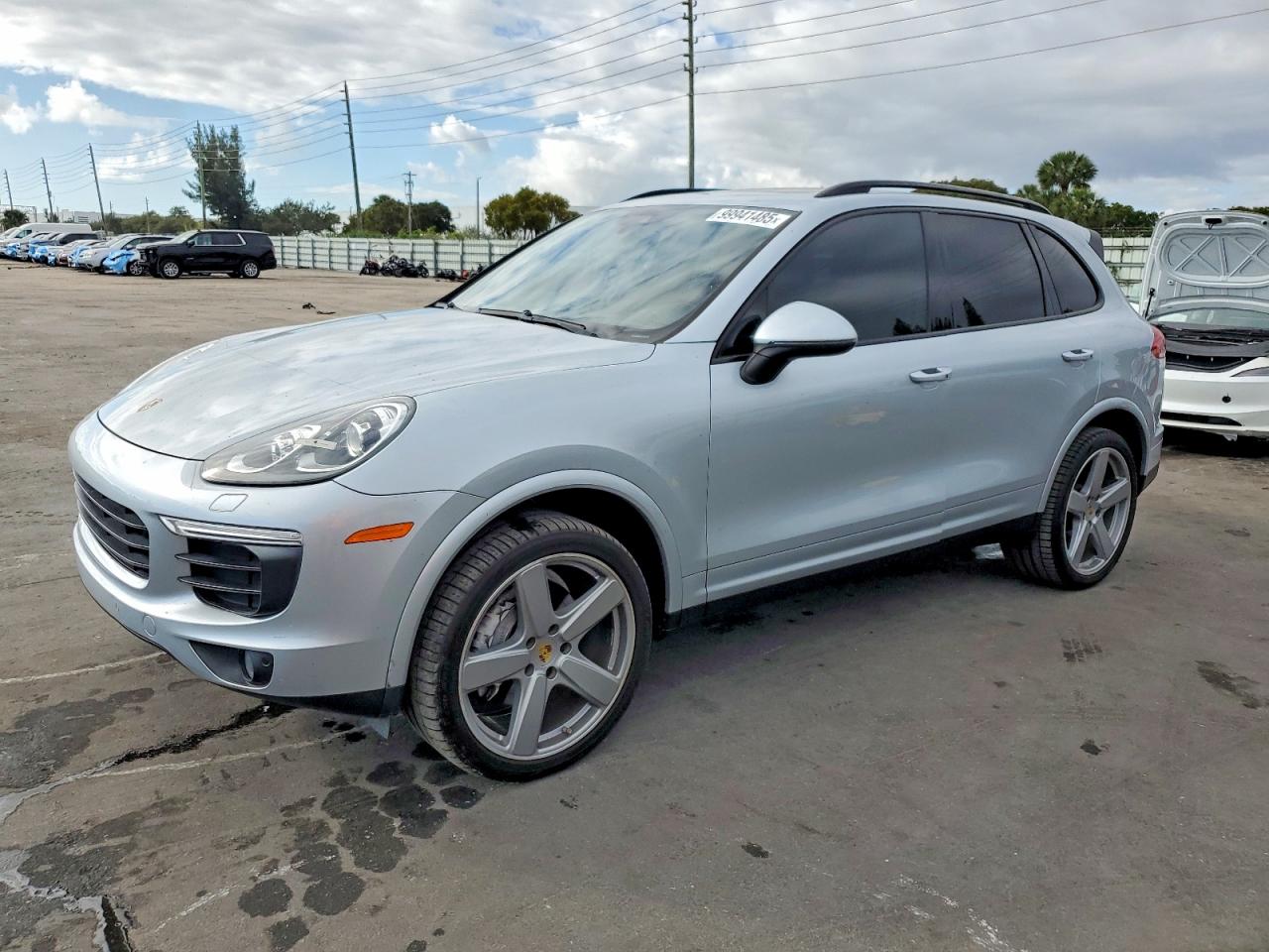 2017 PORSCHE CAYENNE