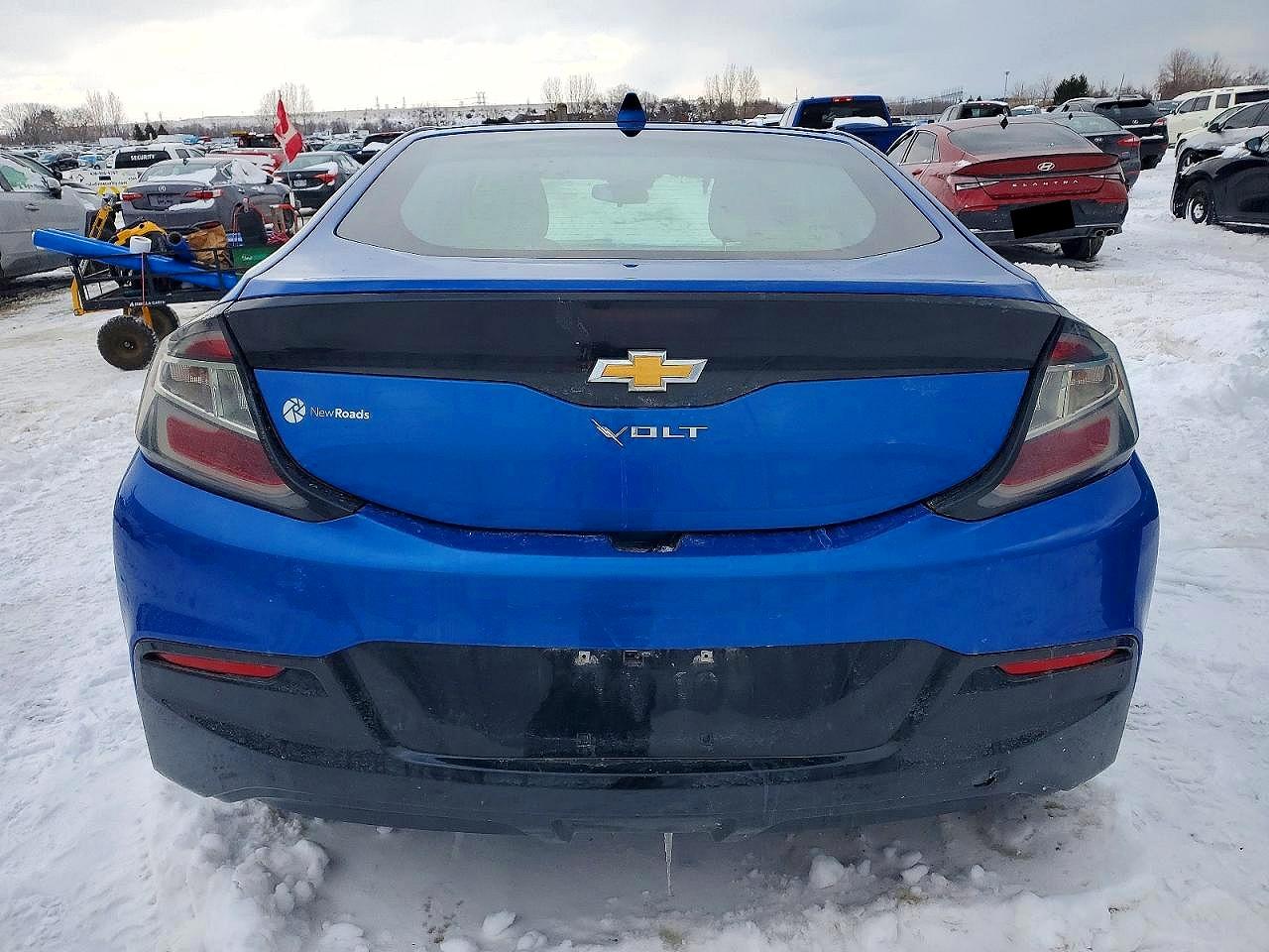 2017 CHEVROLET VOLT LT photo 6