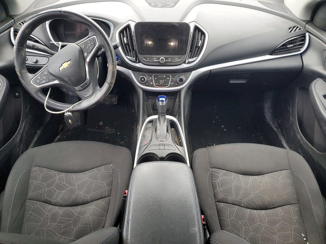2017 CHEVROLET VOLT LT photo 8
