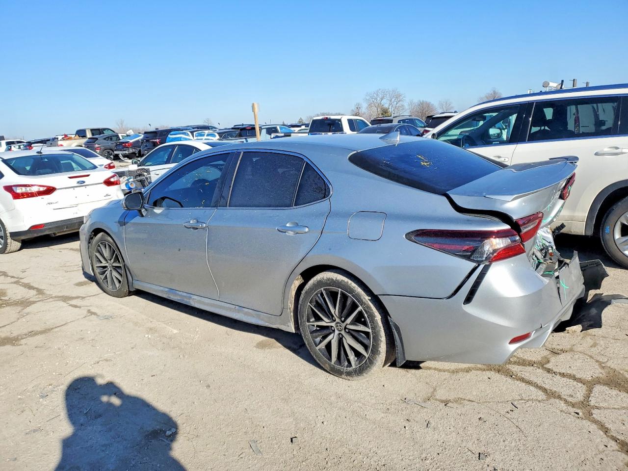 2025 TOYOTA CAMRY SE NIGHT SHADE photo 2