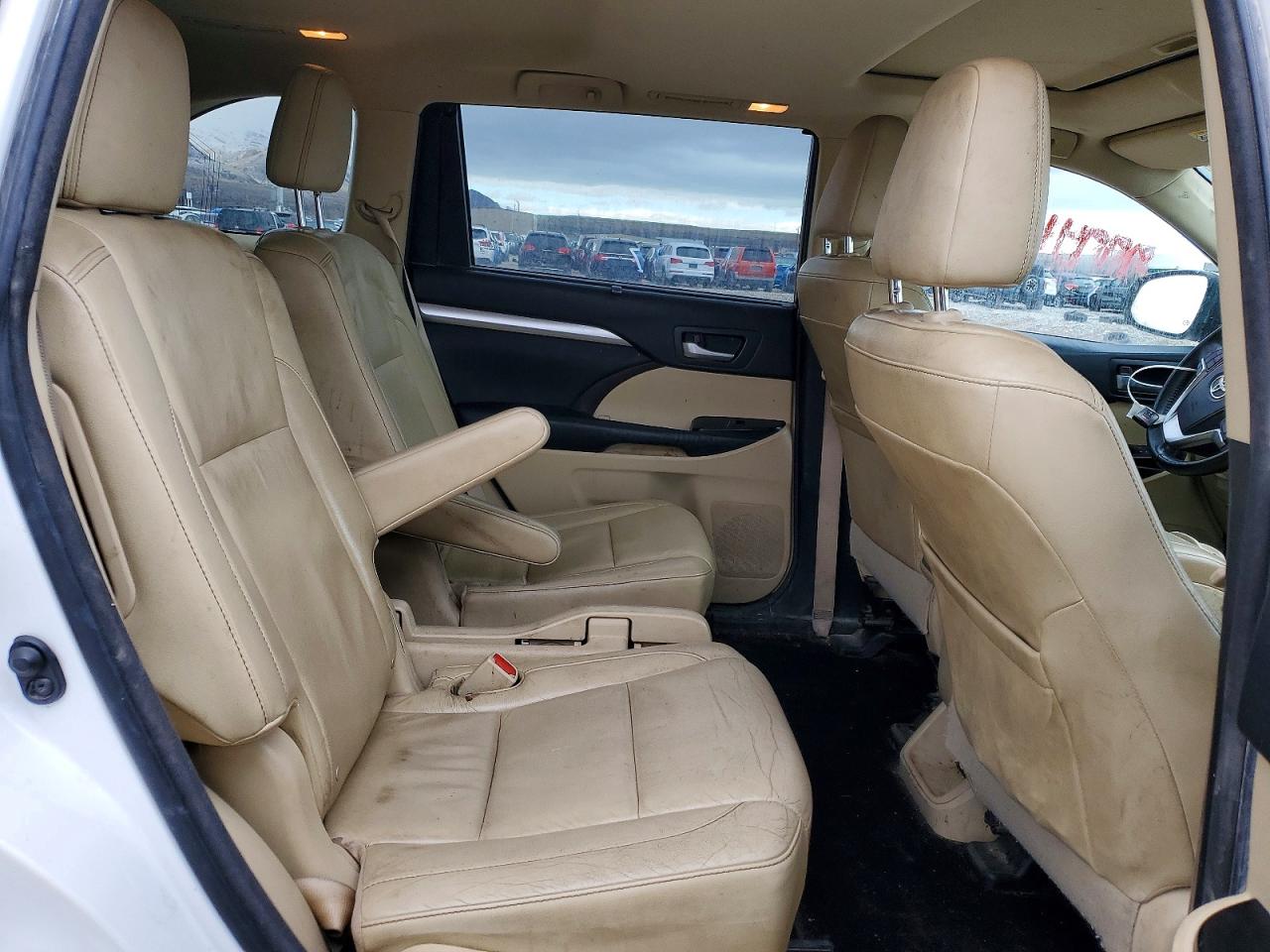 2014 TOYOTA HIGHLANDER XLE photo 10