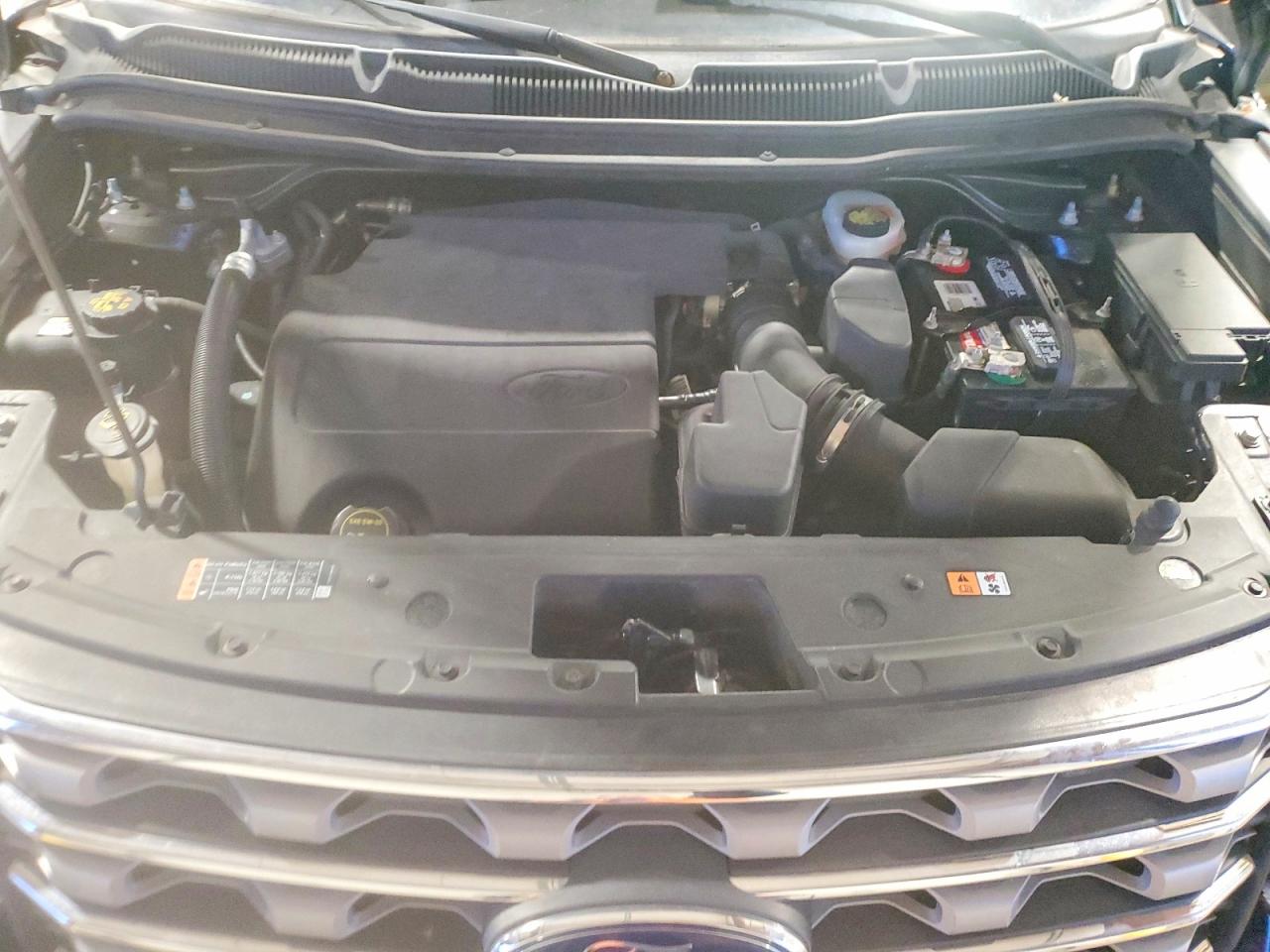 2017 FORD EXPLORER XLT photo 12