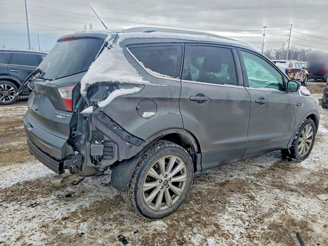 2017 FORD ESCAPE TITANIUM photo 3