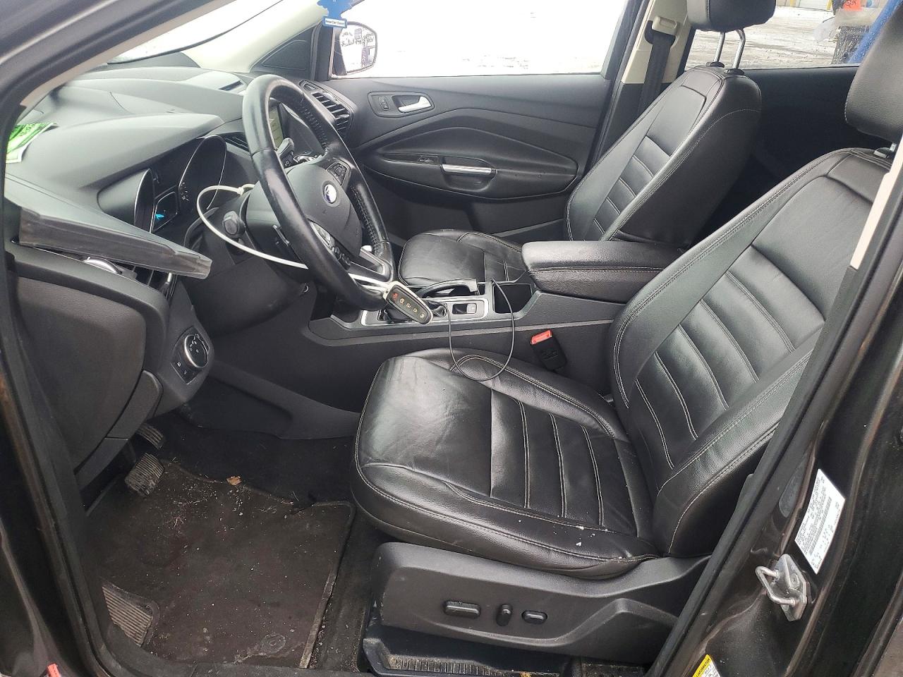 2017 FORD ESCAPE TITANIUM photo 7
