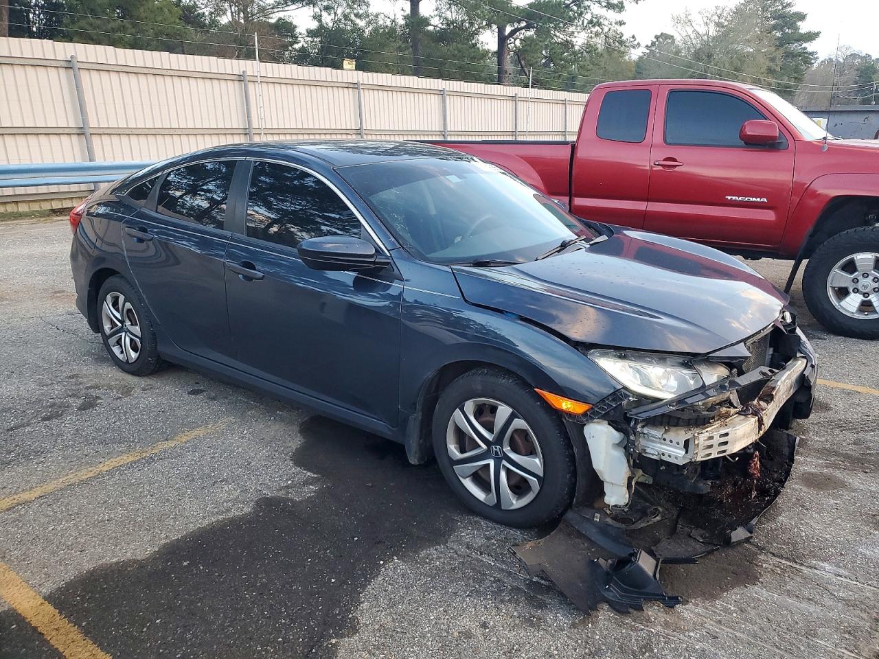 2016 HONDA CIVIC LX photo 4