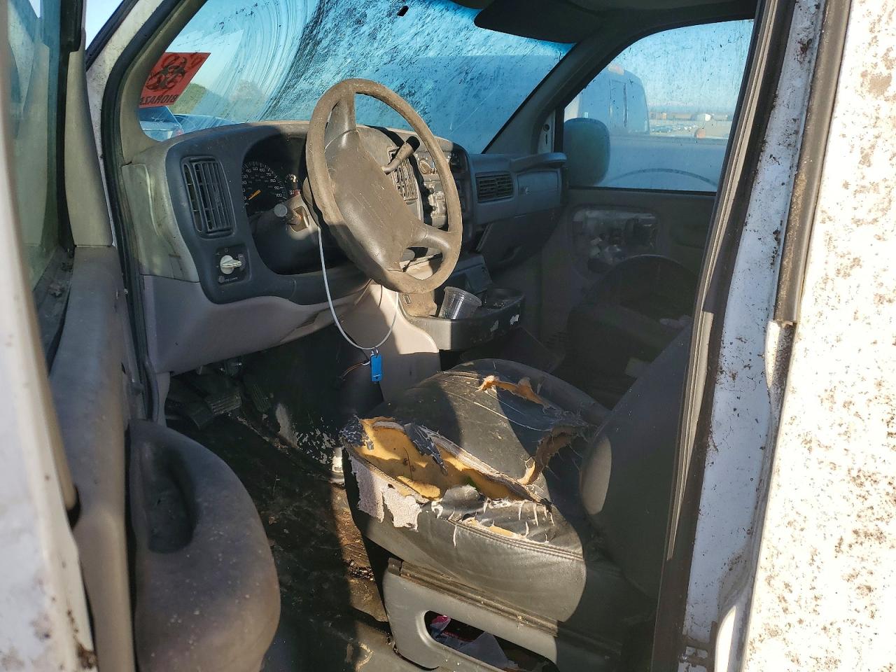 1997 GMC SAVANA G2500 photo 7