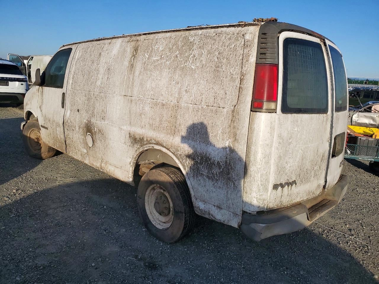 1997 GMC SAVANA G2500 photo 2