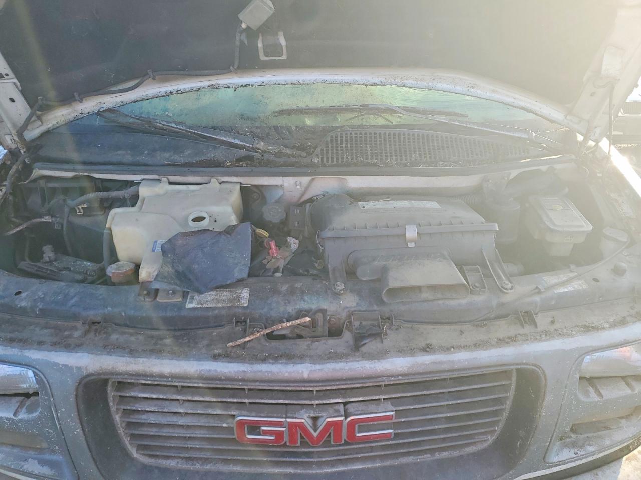 1997 GMC SAVANA G2500 photo 12