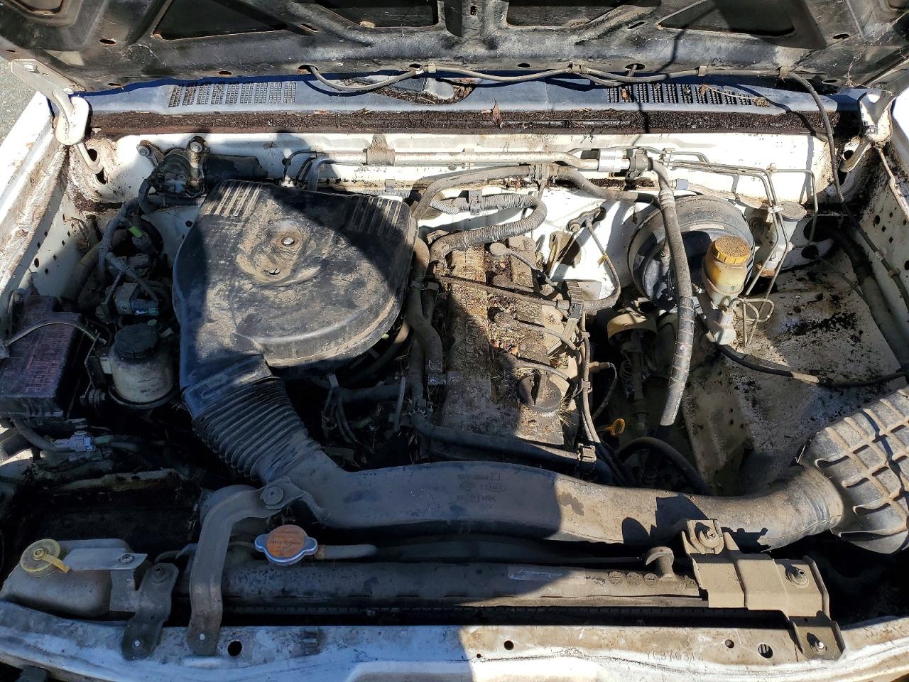 2000 NISSAN FRONTIER XE photo 11