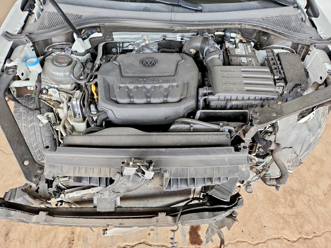 2020 VOLKSWAGEN TIGUAN SE photo 12