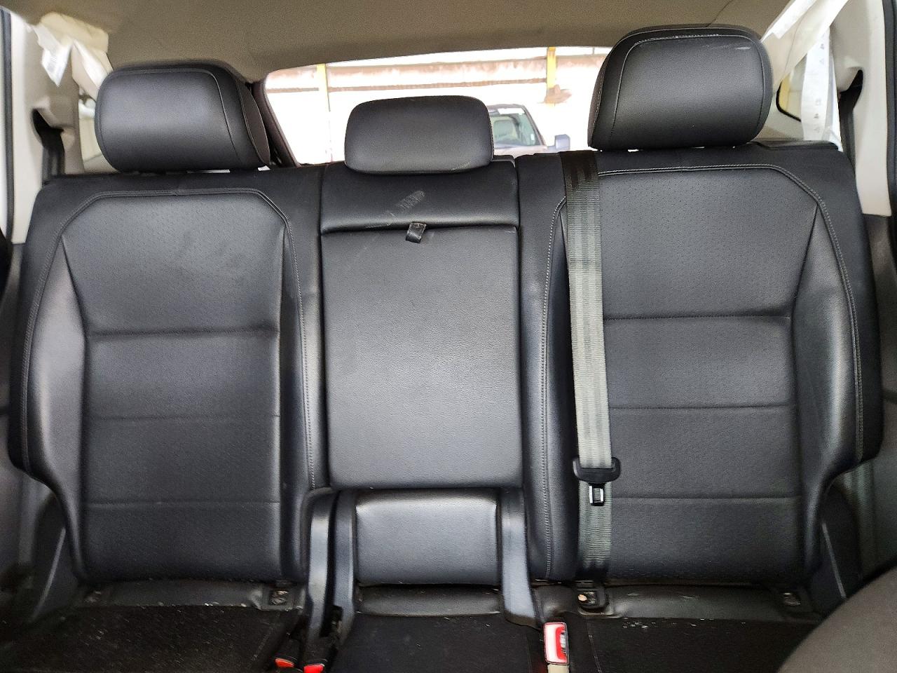 2020 VOLKSWAGEN TIGUAN SE photo 10