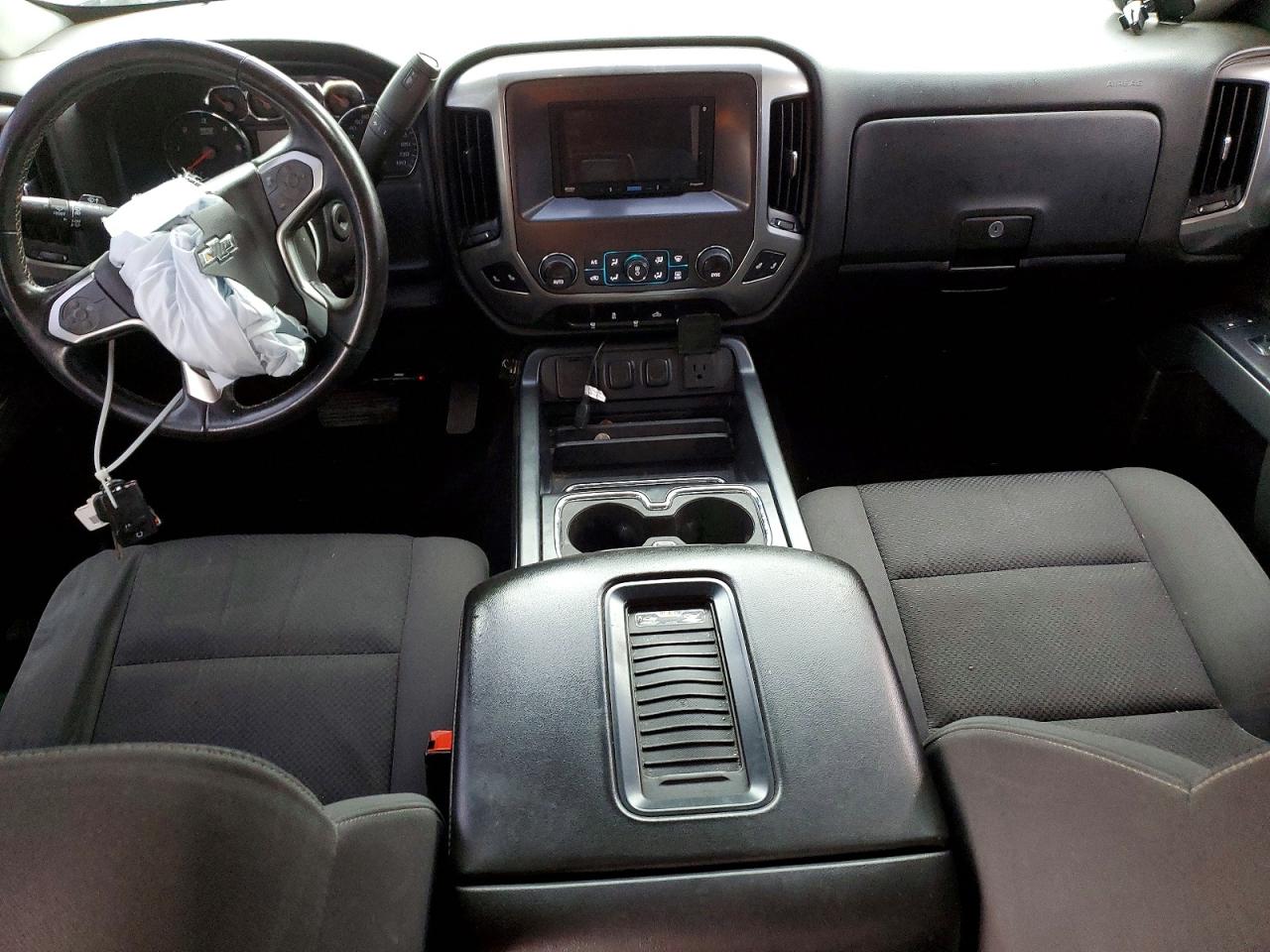 2017 CHEVROLET SILVERADO K1500 LT photo 8