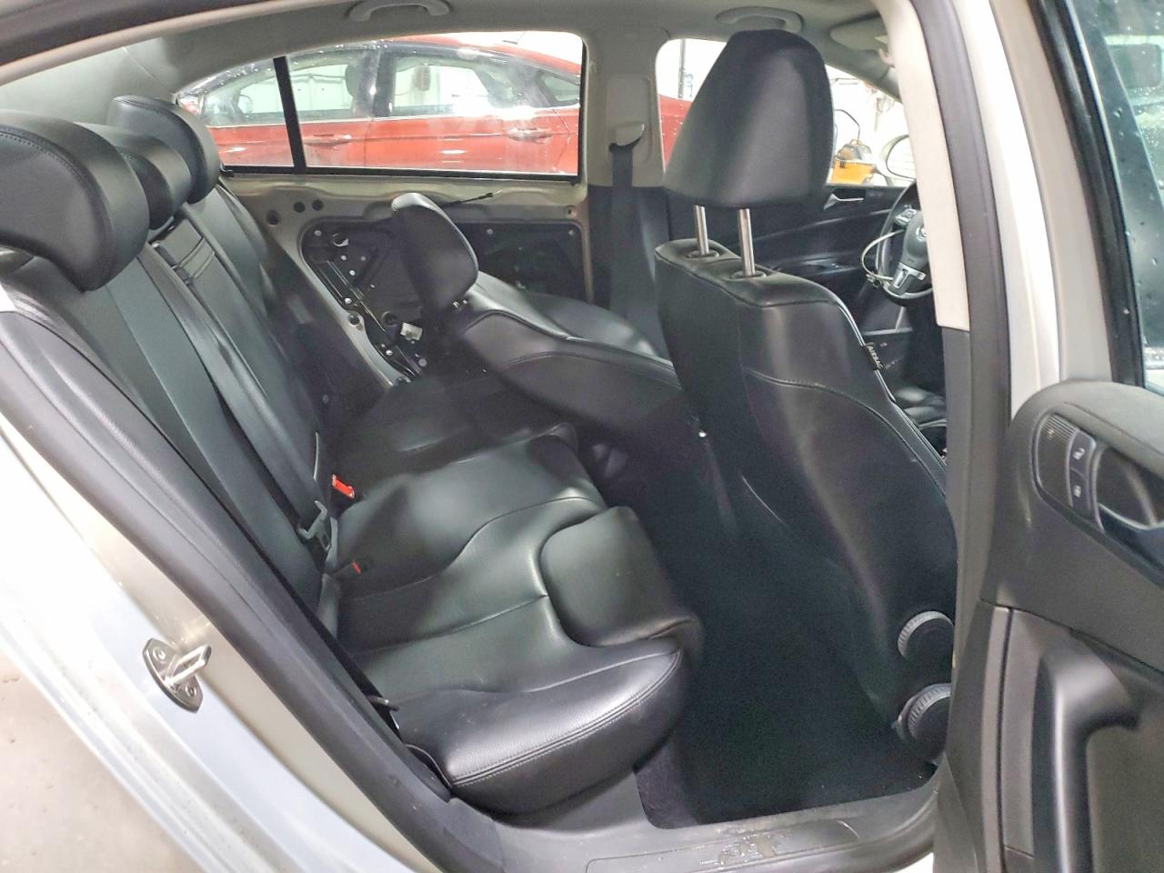 2010 VOLKSWAGEN PASSAT KOMFORT photo 10