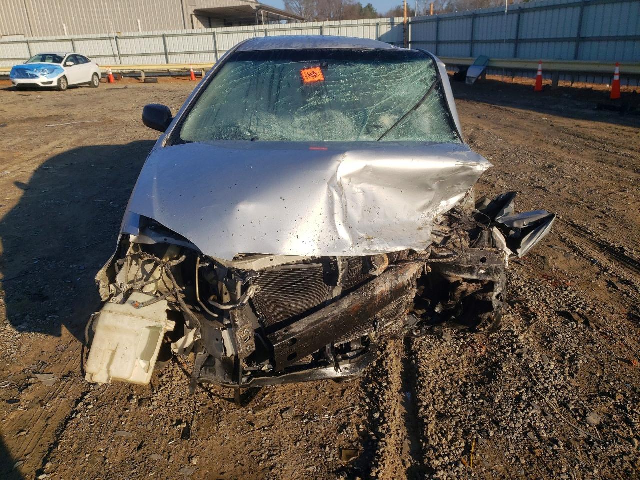 2005 TOYOTA COROLLA CE photo 5