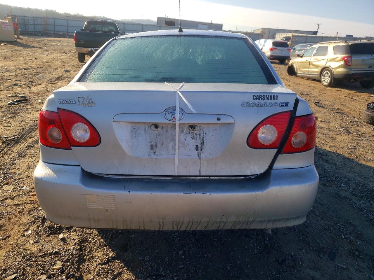 2005 TOYOTA COROLLA CE photo 6