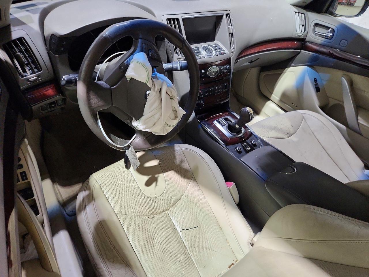 2010 INFINITI G37 BASE photo 8