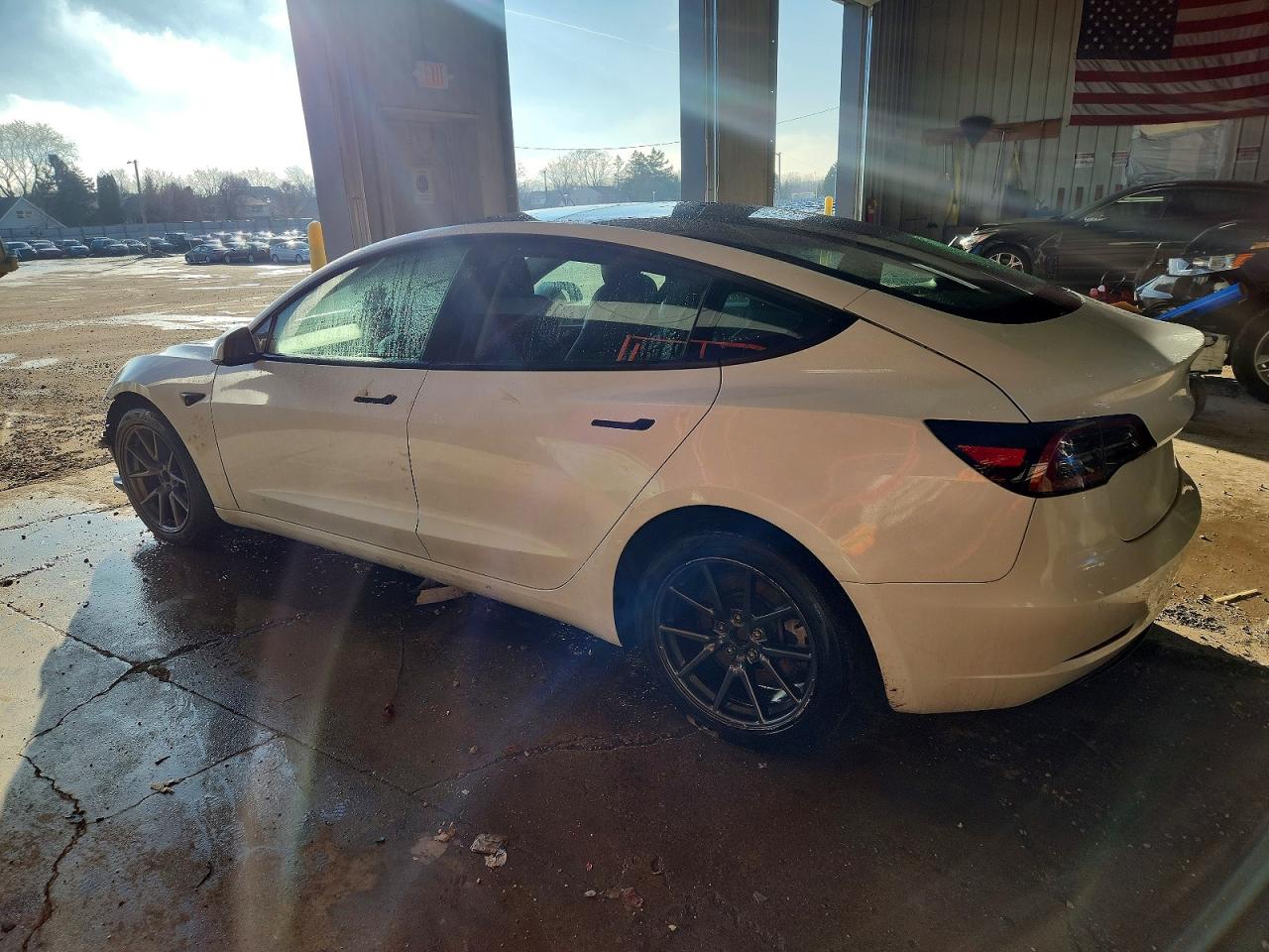2022 TESLA MODEL 3 photo 2
