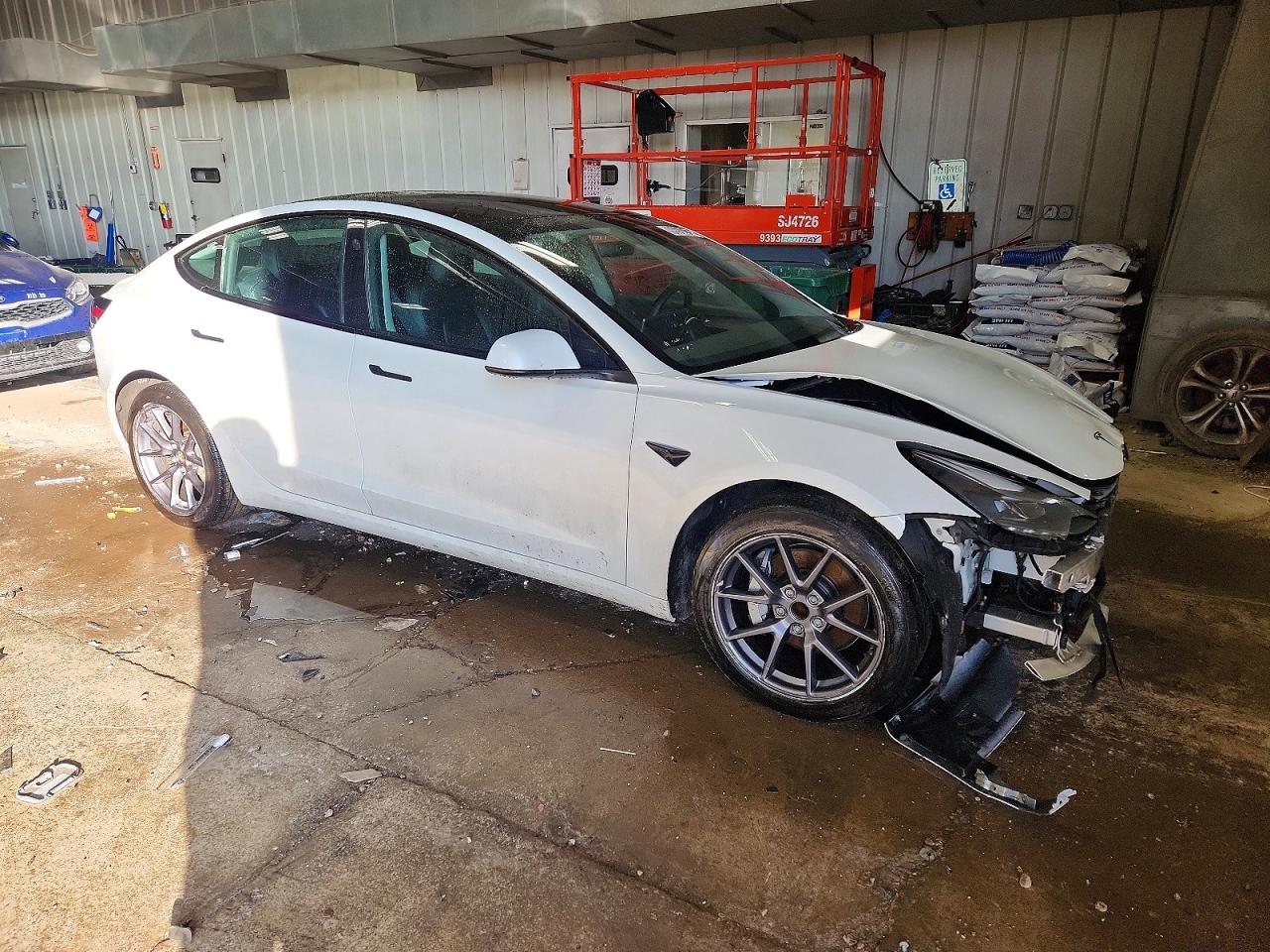 2022 TESLA MODEL 3 photo 4