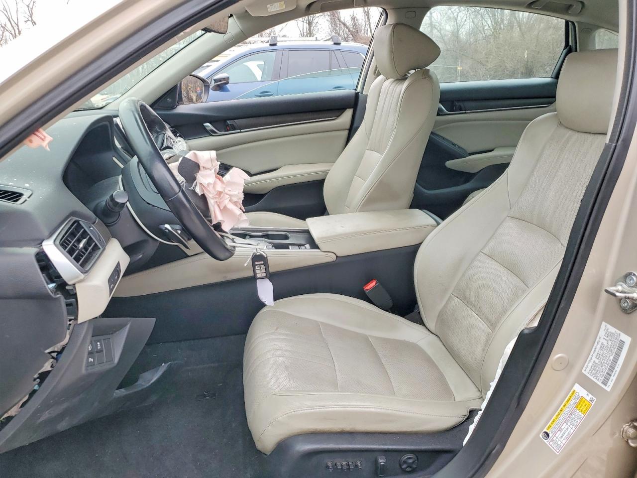 2018 HONDA ACCORD TOURING photo 7