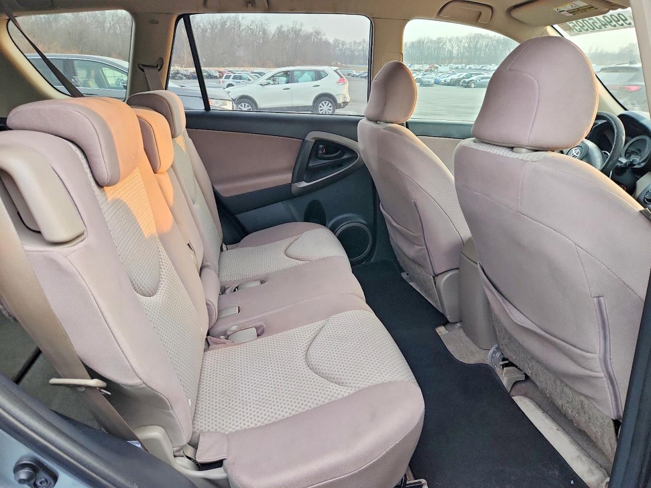 2007 TOYOTA RAV4 photo 11