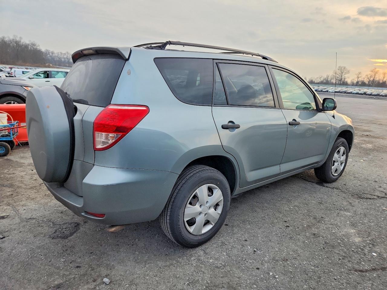 2007 TOYOTA RAV4 photo 3