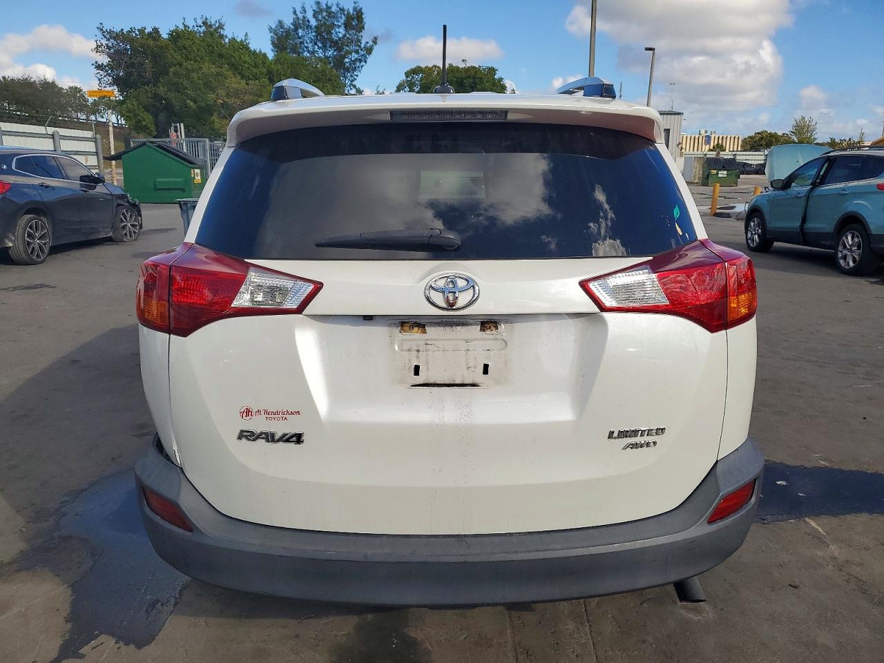 2015 TOYOTA RAV4 LIMITED photo 6