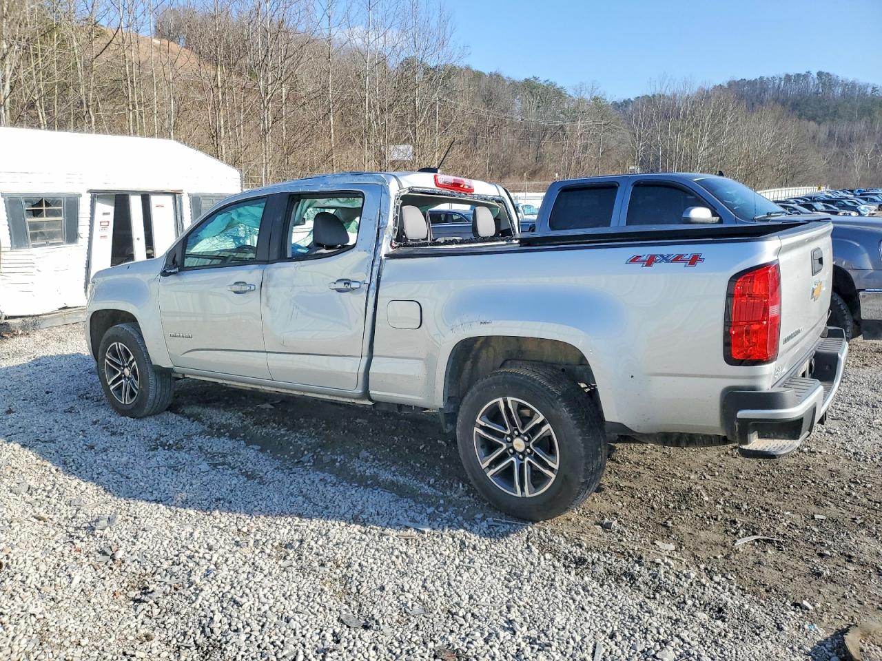 2020 CHEVROLET COLORADO photo 2