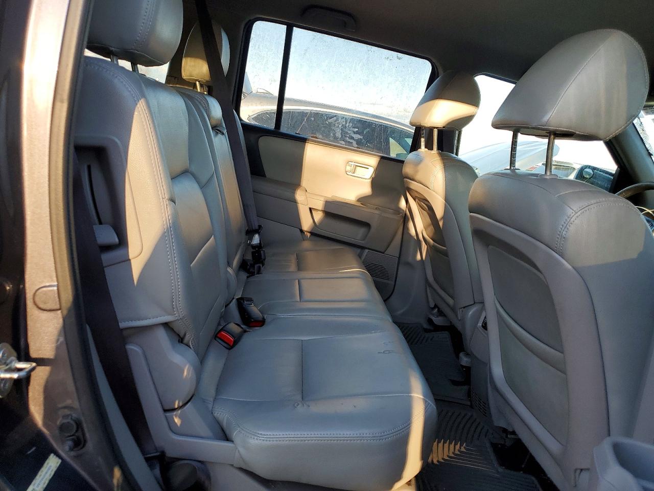 2015 HONDA PILOT EX photo 11