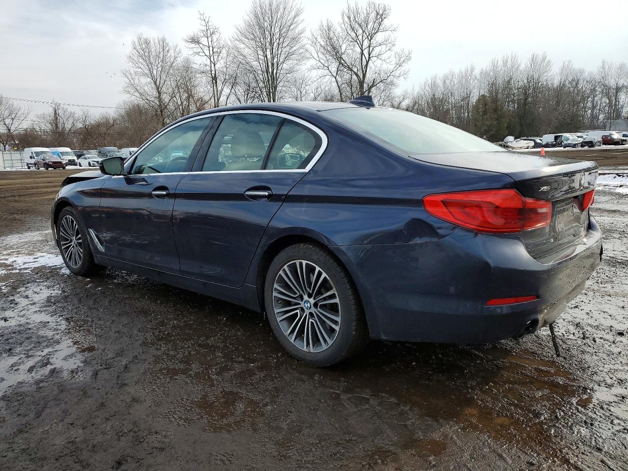 2017 BMW 530 XI photo 2