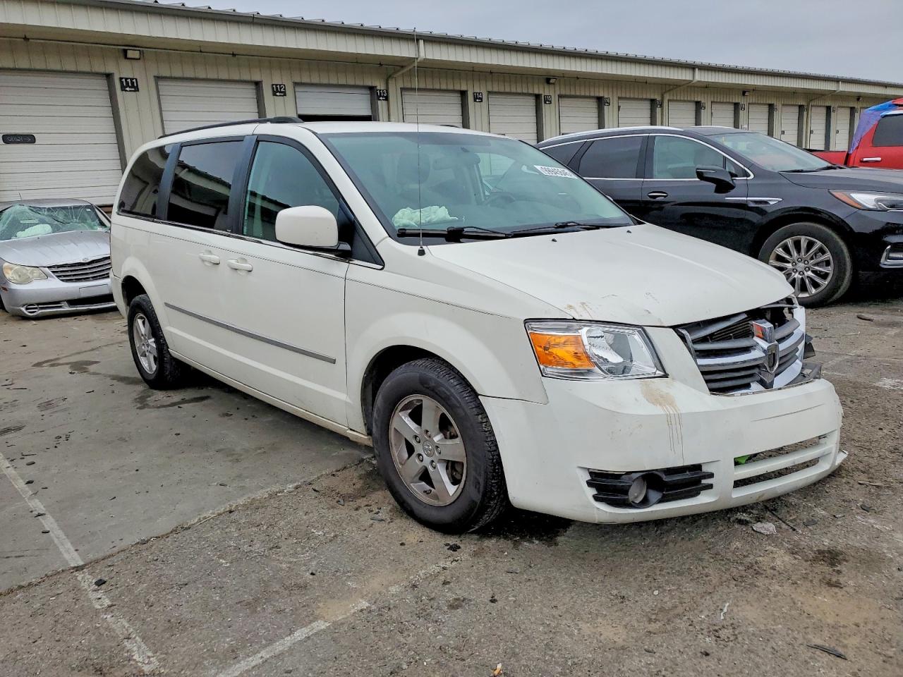 2010 DODGE GRAND CARAVAN SXT photo 4