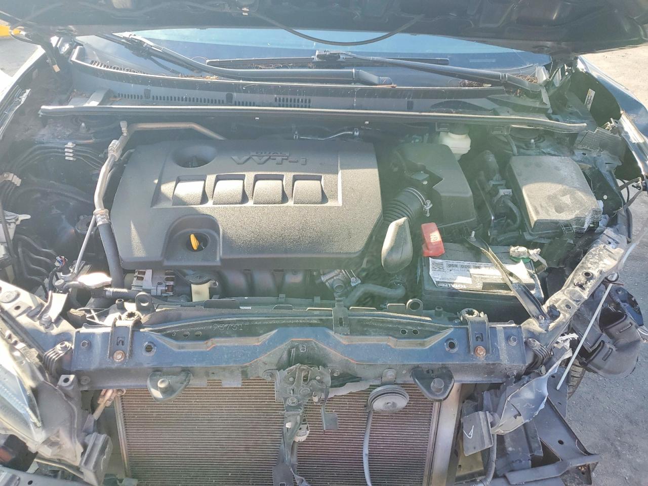 2018 TOYOTA COROLLA L photo 11