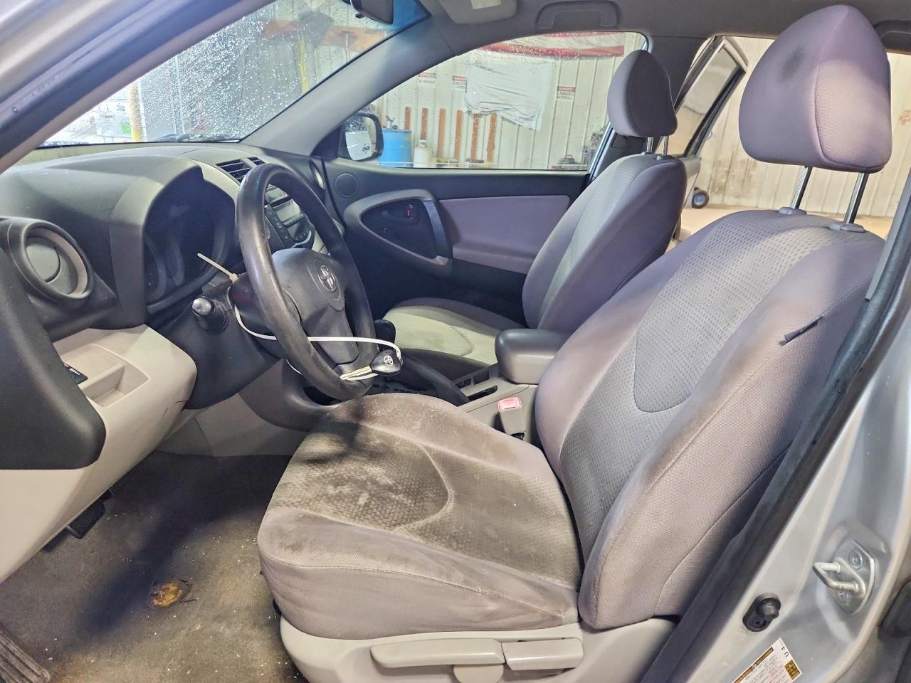 2008 TOYOTA RAV4 photo 7