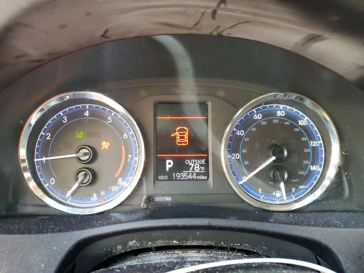 2019 TOYOTA COROLLA L photo 9