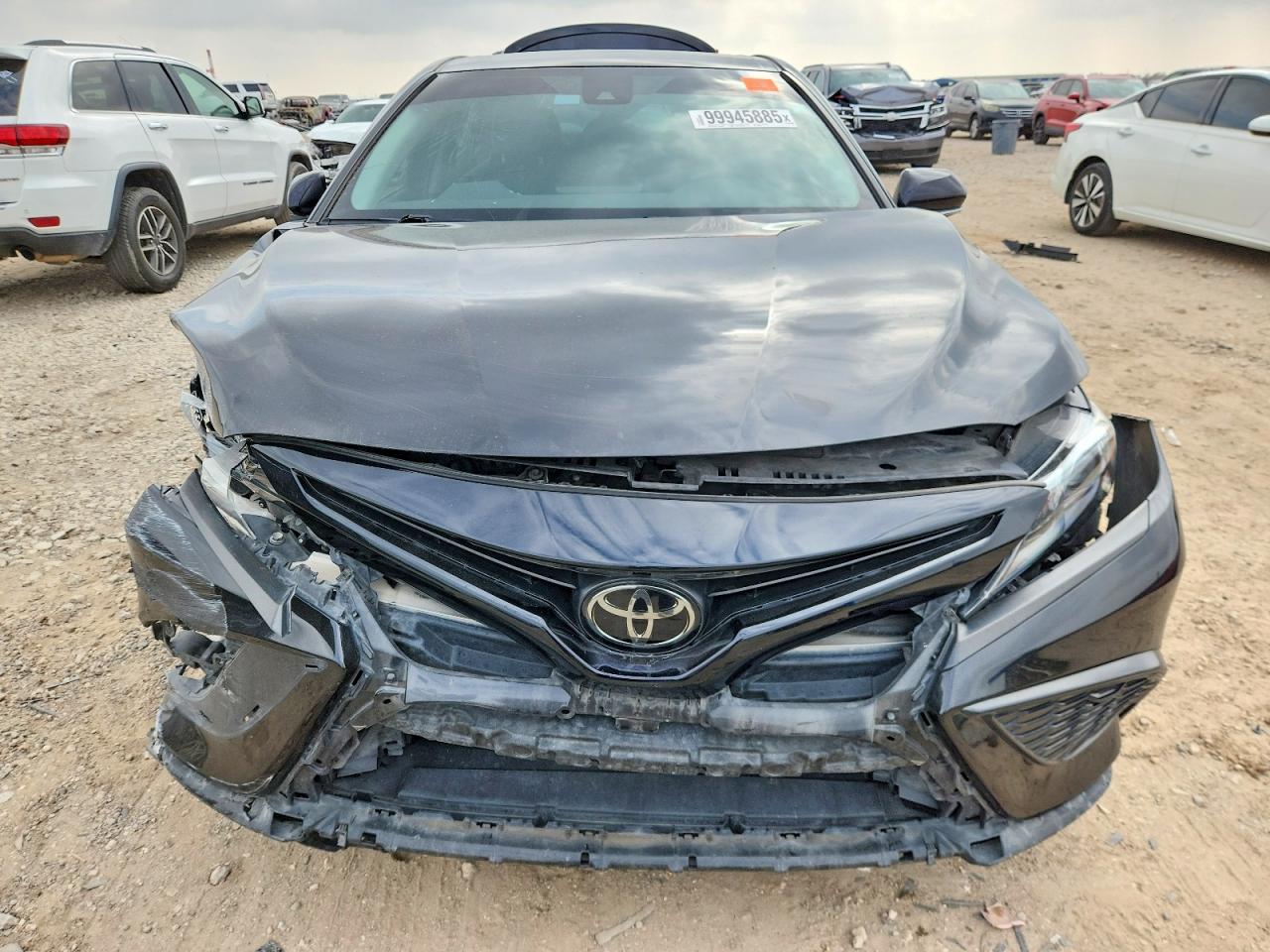 2022 TOYOTA CAMRY SE photo 5