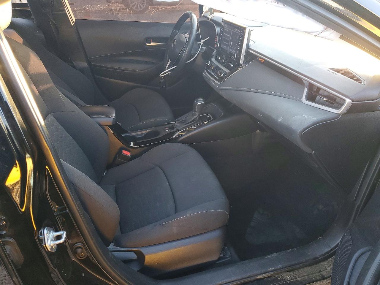 2021 TOYOTA COROLLA SE photo 7