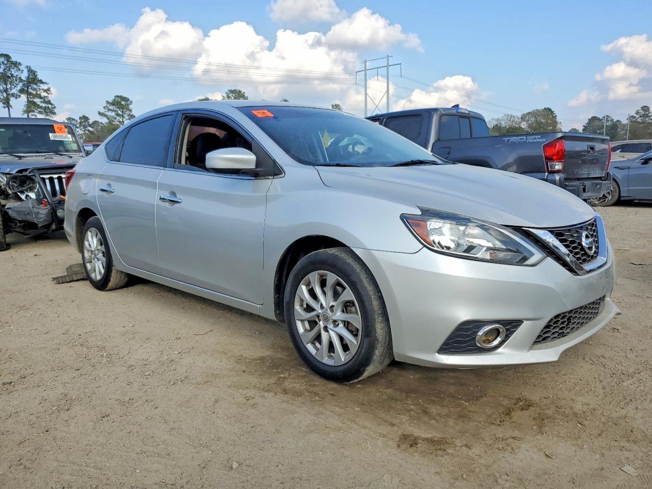 2019 NISSAN SENTRA S photo 7