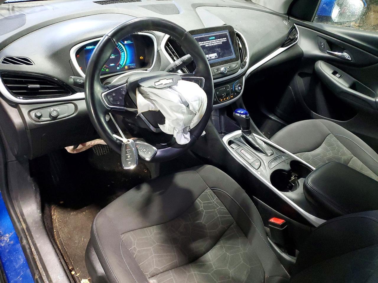 2017 CHEVROLET VOLT LT photo 8
