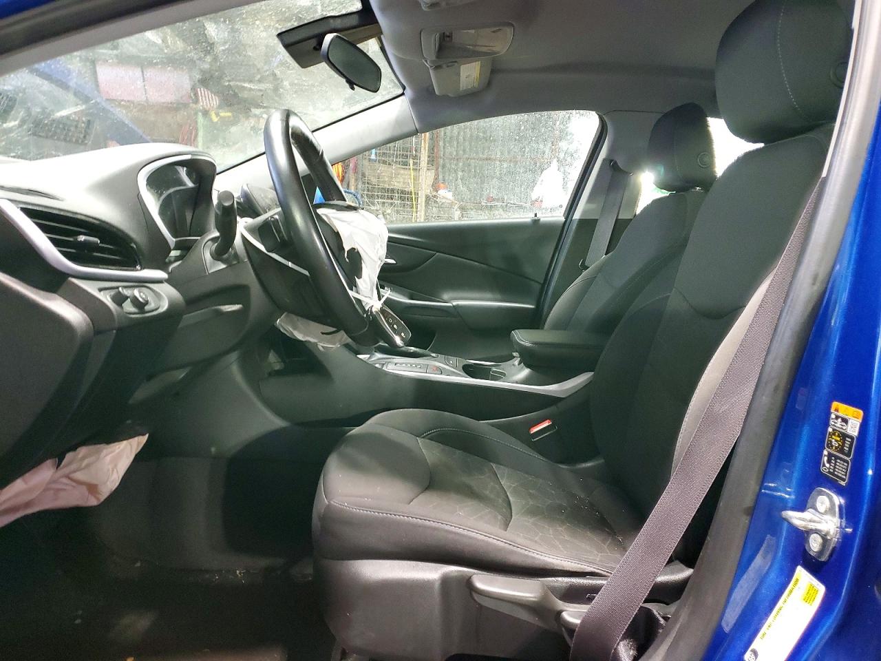 2017 CHEVROLET VOLT LT photo 7