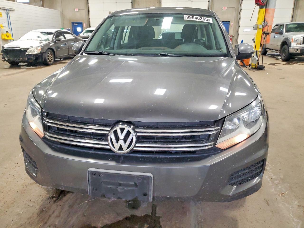 2012 VOLKSWAGEN TIGUAN S photo 5