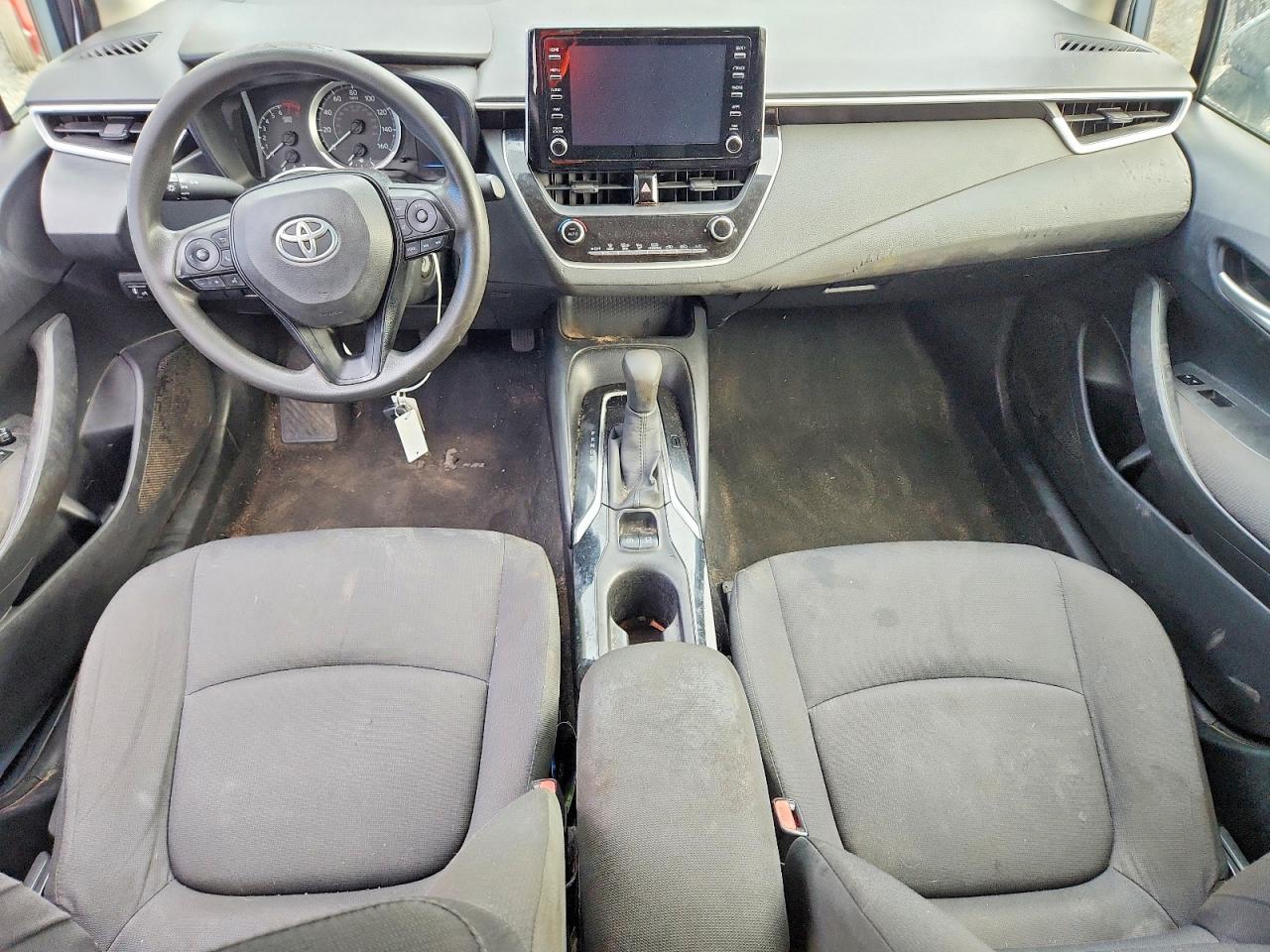 2020 TOYOTA COROLLA LE photo 8