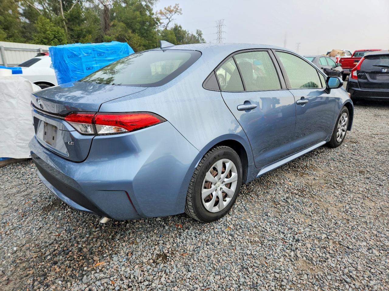 2020 TOYOTA COROLLA LE photo 3