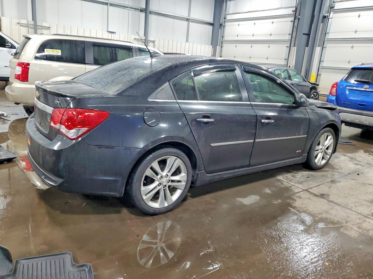 2013 CHEVROLET CRUZE LTZ photo 3