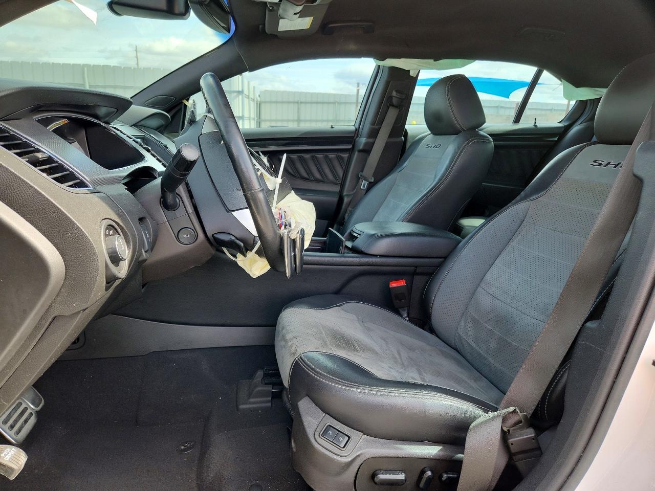 2019 FORD TAURUS SHO photo 7