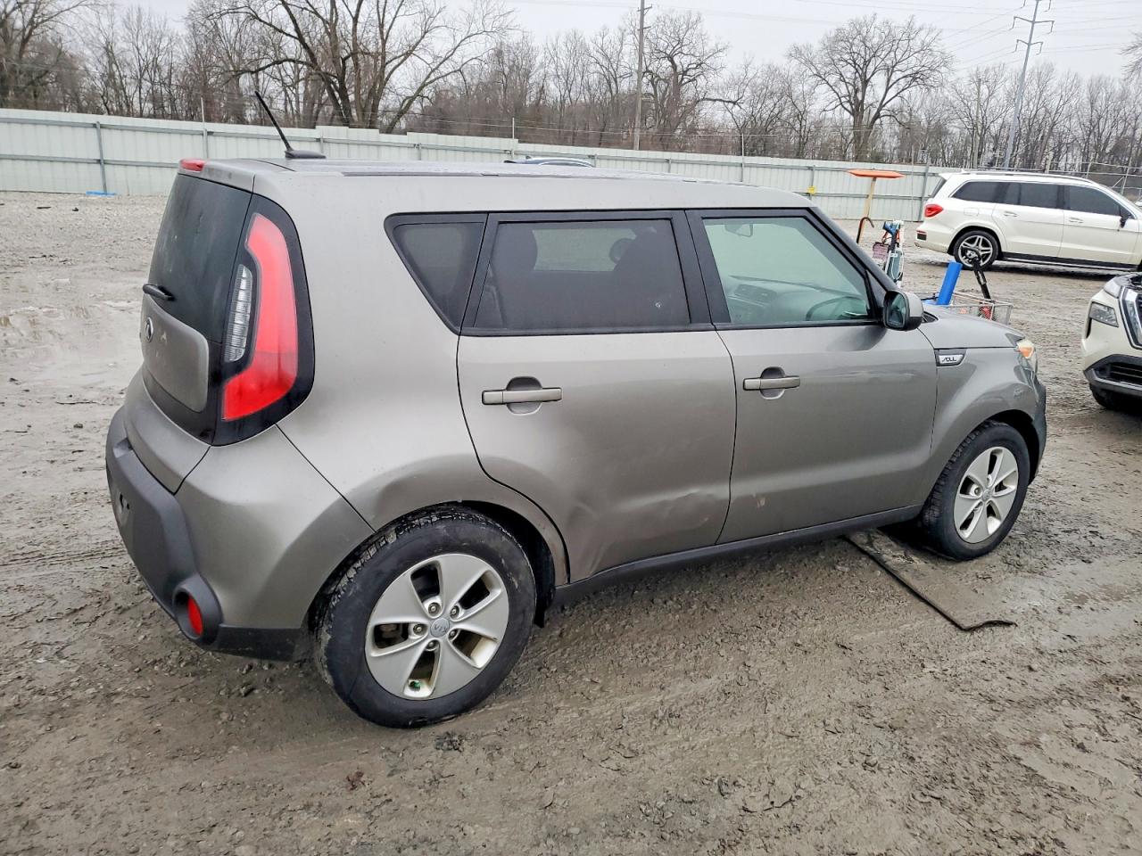 2016 KIA SOUL photo 3